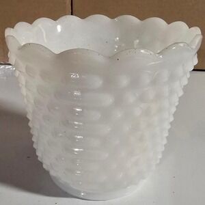 Vintage‎ Milk Glass Hobnail Planter Bowl Scalloped Rim Cachepot Scalloped Rim
